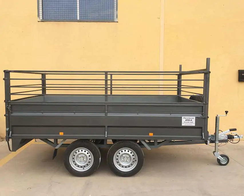 Remolque 2 ejes 3.000 x 1.700 x 500 ruedas por debajo – mma 750 kg