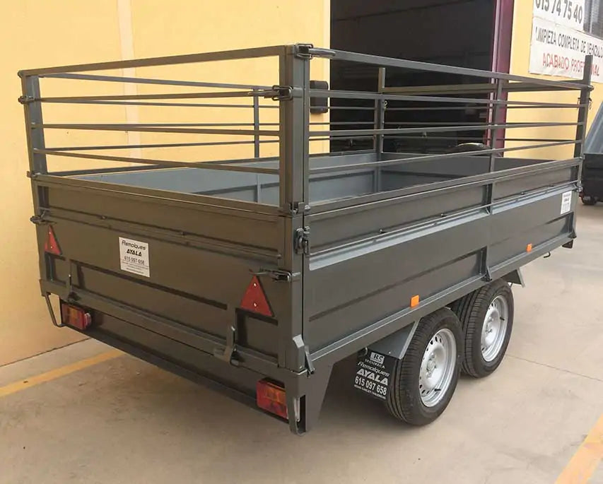 Remolque 2 ejes 3.000 x 1.700 x 500 ruedas por debajo – mma 750 kg