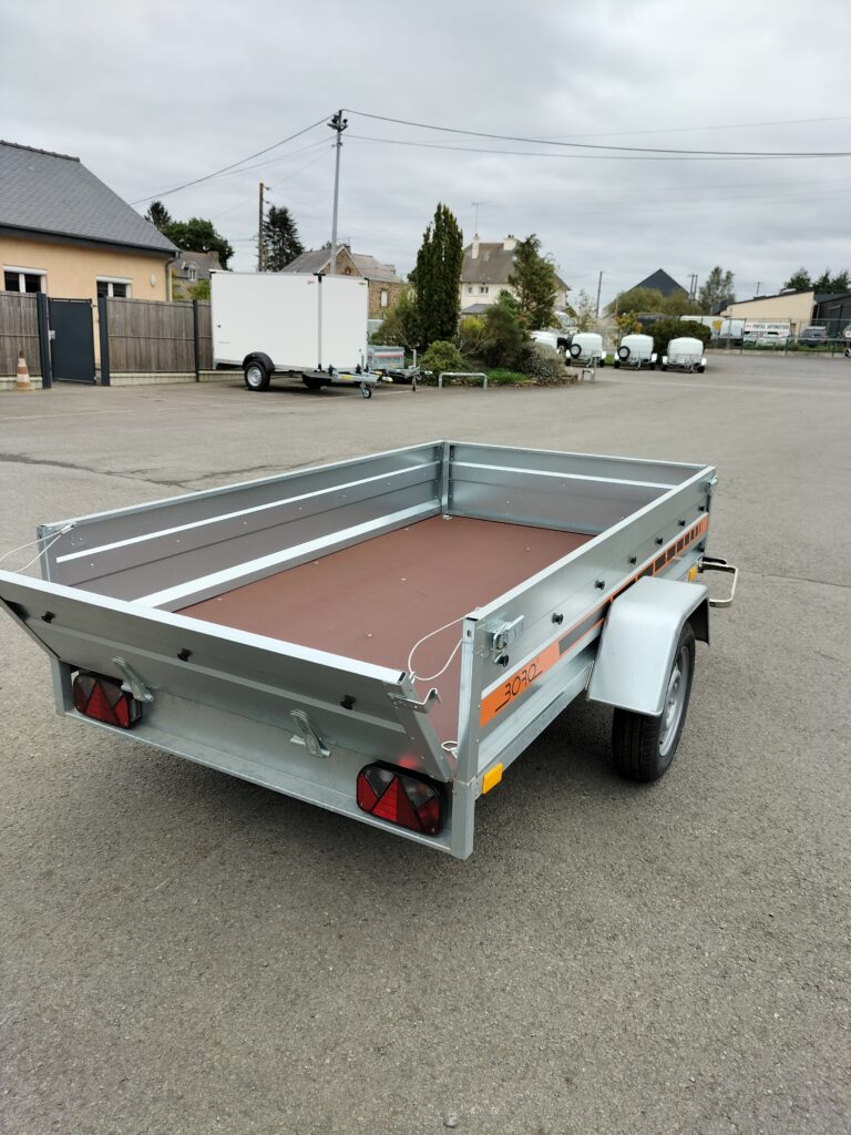 Remolque de carga BOG723 de 1 eje 233 x 132 cm – Chasis reforzado galvanizado en caliente, 500/750 kg