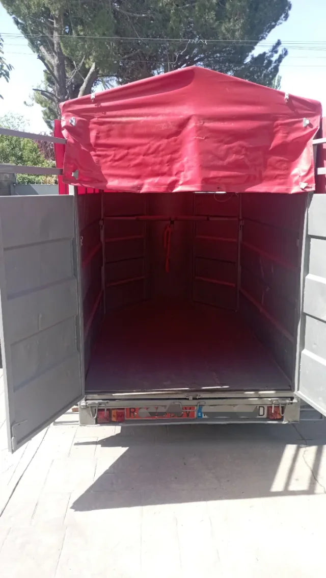 Remolque para Caballos y Ganado