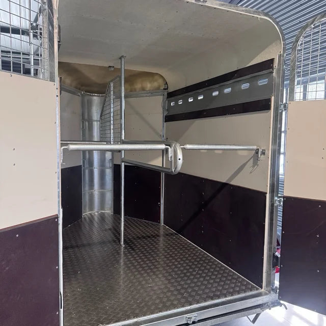 Remolque para Caballos y Ganado